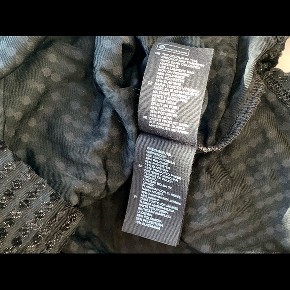 & OTHER STORIES
Glitter Stripe Velvet Wrap Top - Picture 9 of 10